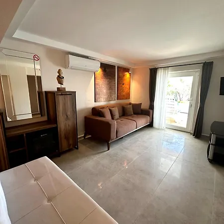 Otel Suuyla Kazdagları Edremit (Balikesir)
